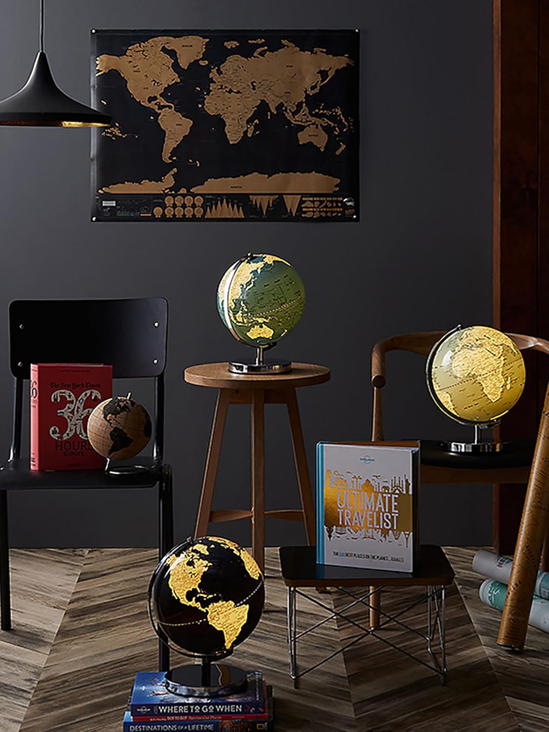 Skrapkarta över världen – Skrapa fram dina länder med världskartan 42x29 cm med reseklistermärken (guld/svart)