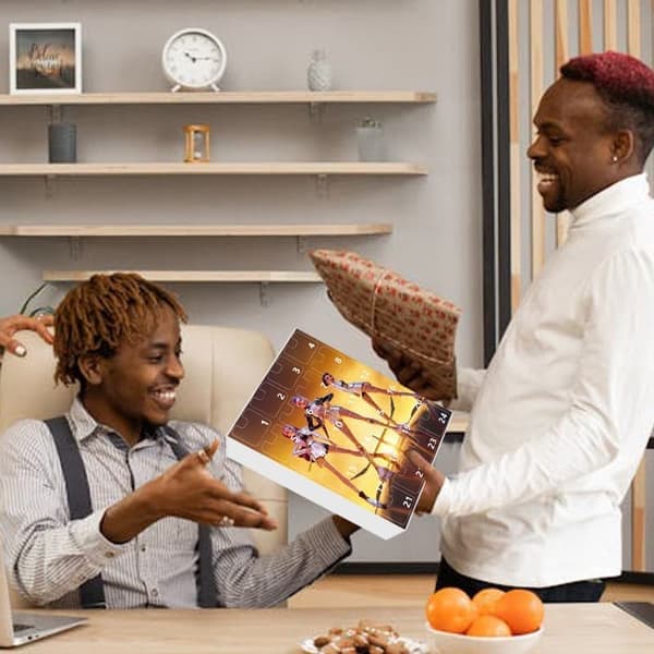 K-Pop Demon Hunters Adventskalender 2025 – 24 Nyckelringar